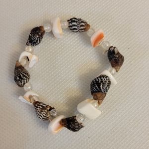 Seashell stretchy bracelet